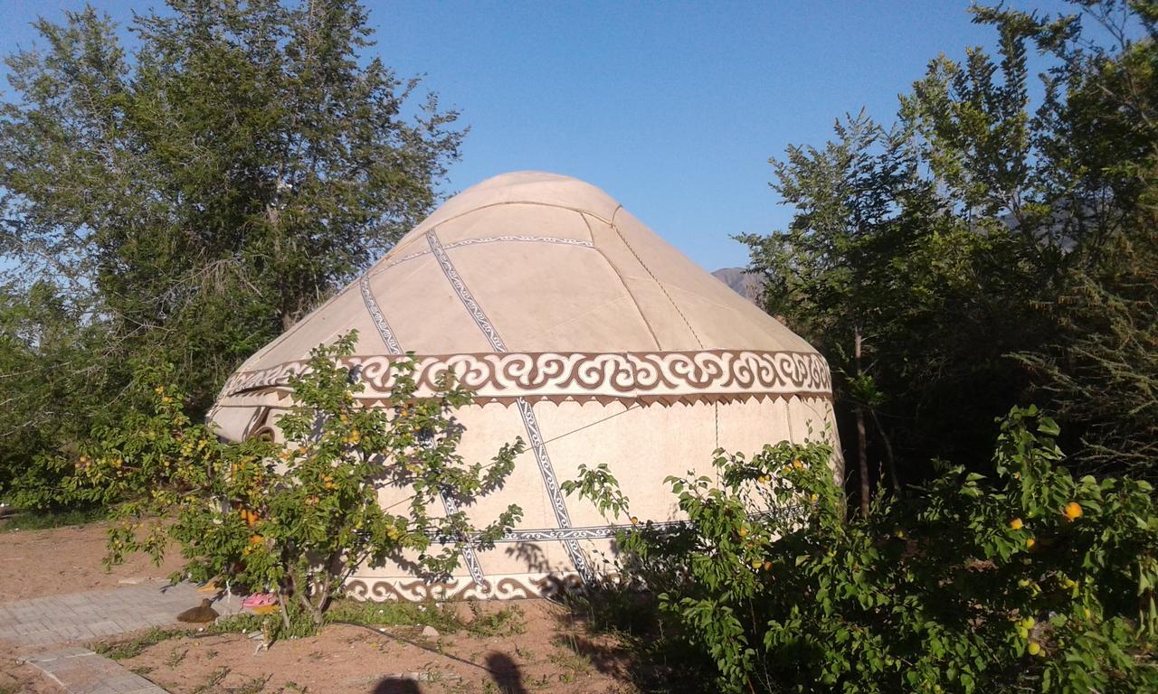 Hotel Trekking Center Bokonbayevo Esterno foto
